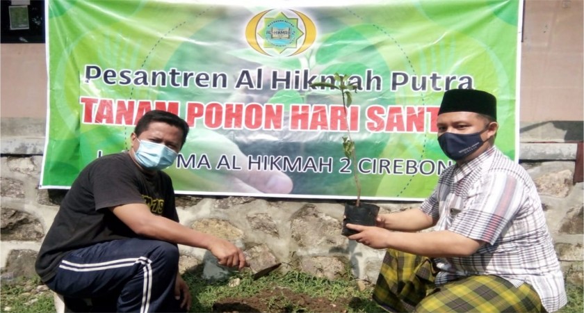 Milad Ke-25 Yayasan Al-Hikmah Gelar SeminarAl-Qur’an