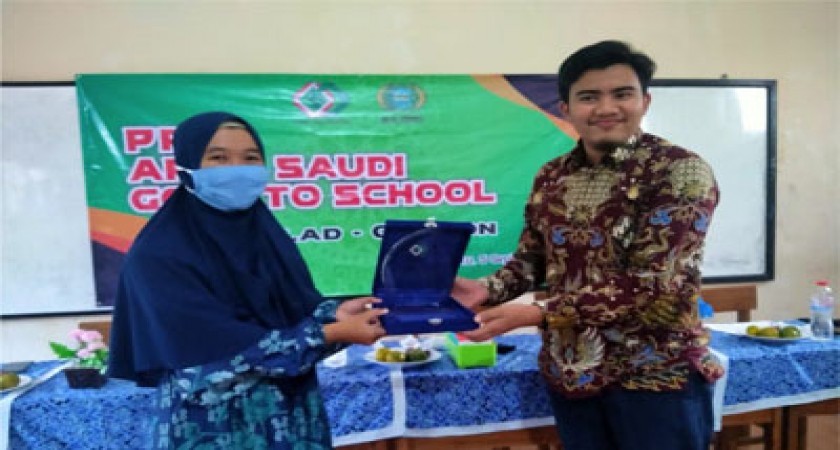 PPMI Arab Saudi Berikan Motivasi Kepada Siswa MA Al-Hikmah Putra Belajar Ke Timur Tengah